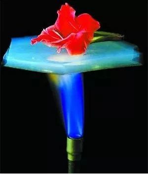 世界上最轻固体,可大幅提高锂电放电性能