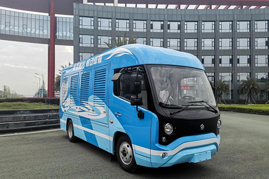 研发“新能源空气净化除霾专用车” 银隆助力打赢蓝天保卫战 研发“新能源空气净化除霾专用车” 银隆助力打赢蓝天保卫战