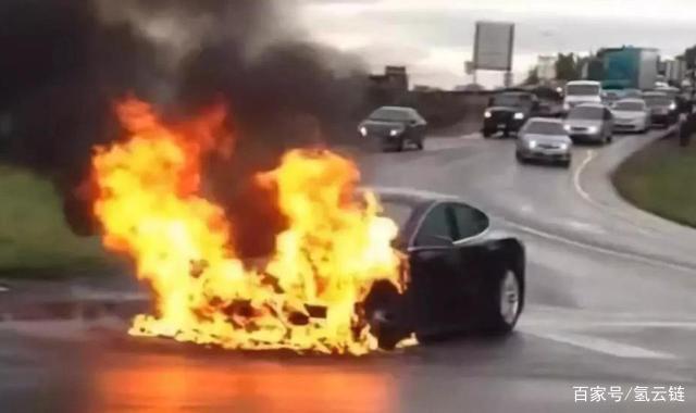 可自行灭火,小鹏汽车申报电池新专利,再也不担心起火? 可自行灭火,小鹏汽车申报电池新专利,再也不担心起火?