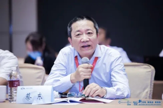 汽车界大佬云集,2020年中国汽车T10峰会在上海召开 汽车界大佬云集,2020年中国汽车T10峰会在上海召开