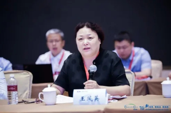 汽车界大佬云集,2020年中国汽车T10峰会在上海召开 汽车界大佬云集,2020年中国汽车T10峰会在上海召开