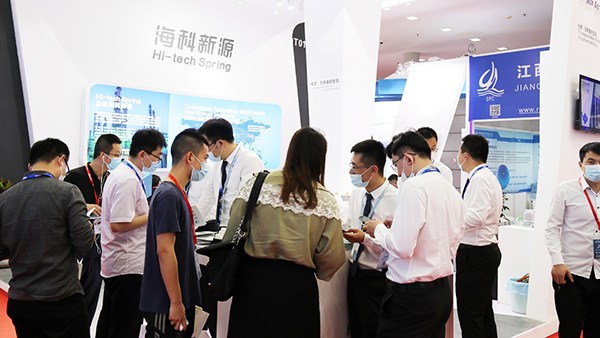 海科新源电解液溶剂年产能居行业前列 产能将持续扩张