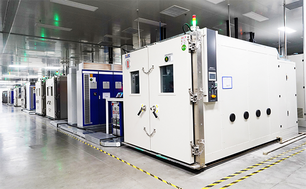 针刺短刀电池!蜂巢能源实验成绩“刷新” 针刺短刀电池!蜂巢能源实验成绩“刷新”