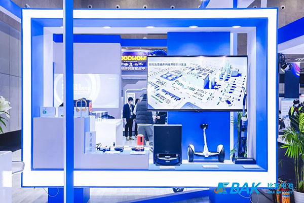 以锂电创新碰撞科技之美,比克电池亮相Tech G消费电子展 以锂电创新碰撞科技之美,比克电池亮相Tech G消费电子展