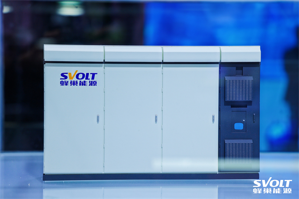双轮驱动战略加速 蜂巢能源动力和储能产品集体亮相CIBF2023