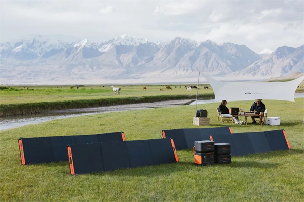 生产线上的绿色密码——华宝新能“绿色工厂”炼成记 生产线上的绿色密码——华宝新能“绿色工厂”炼成记