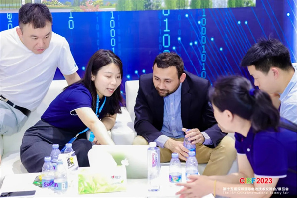 【CIBF2024】中国化学与物理电源行业协会秘书长王泽深:“这场盛会恰逢其时” 【CIBF2024】中国化学与物理电源行业协会秘书长王泽深:“这场盛会恰逢其时”