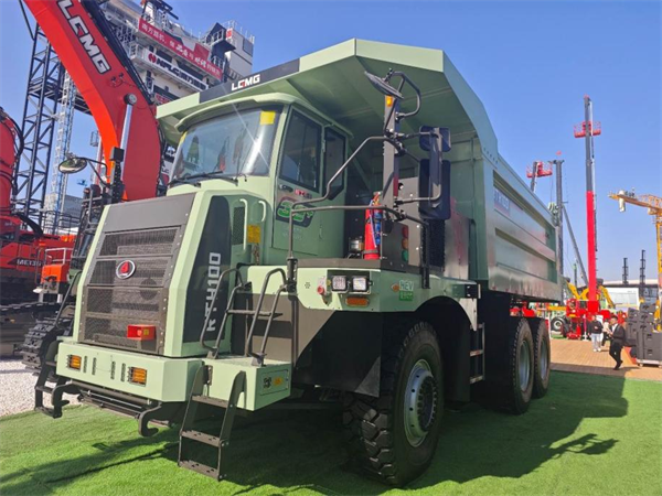 微宏“芯”能量亮相bauma CHINA 2024上海宝马展 微宏“芯”能量亮相bauma CHINA 2024上海宝马展