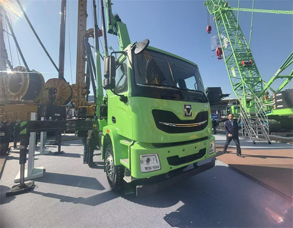 微宏“芯”能量亮相bauma CHINA 2024上海宝马展 微宏“芯”能量亮相bauma CHINA 2024上海宝马展