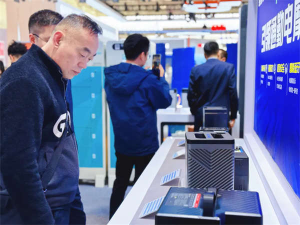 奏响新国标时代锂电冲锋号,星恒携多场景新品亮剑天津展 奏响新国标时代锂电冲锋号,星恒携多场景新品亮剑天津展