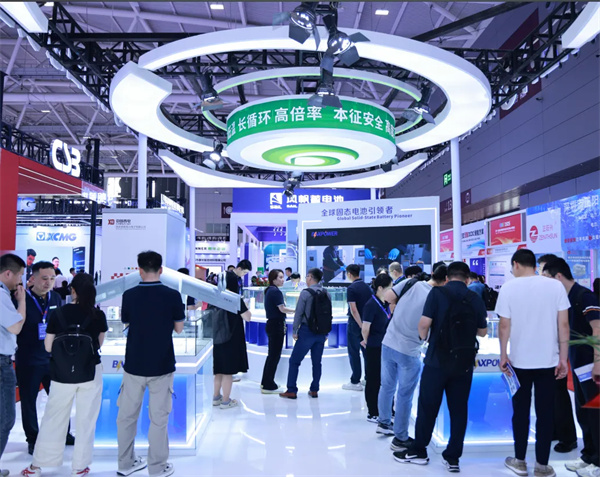 东驰新能源科技闪耀CIBF2025，以创新固态电池技术赋能绿色能源未来