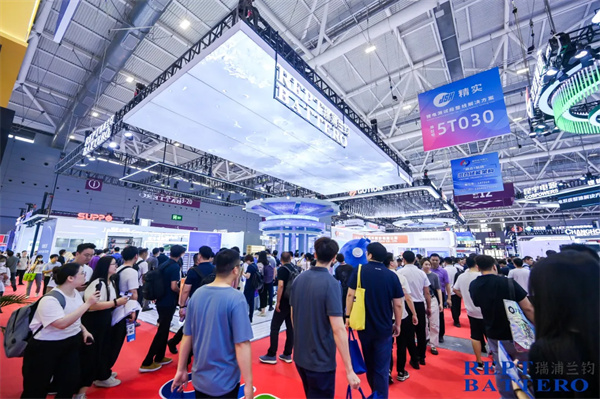 破局 eVTOL 电池难题 瑞浦兰钧推出问顶 ®50Ah三元电池 破局 eVTOL 电池难题 瑞浦兰钧推出问顶 ®50Ah三元电池