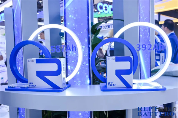 破局 eVTOL 电池难题 瑞浦兰钧推出问顶 ®50Ah三元电池 破局 eVTOL 电池难题 瑞浦兰钧推出问顶 ®50Ah三元电池