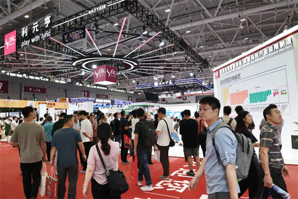 智驱未来 赋能全球丨利元亨闪耀深圳CIBF2025! 智驱未来 赋能全球丨利元亨闪耀深圳CIBF2025!