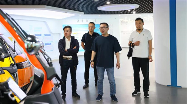 超威集团与佰思格新材料签约 钠电产业再提速! 超威集团与佰思格新材料签约 钠电产业再提速!