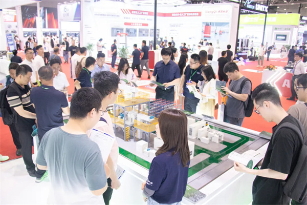 高能数造闪耀CIBF2025,以创新技术引领新能源智造新征程 高能数造闪耀CIBF2025,以创新技术引领新能源智造新征程