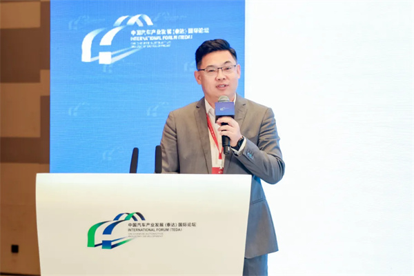 蜂巢能源杨红新：量产路径优先，360Wh/kg半固态电池配套低空飞行器年底实现首飞