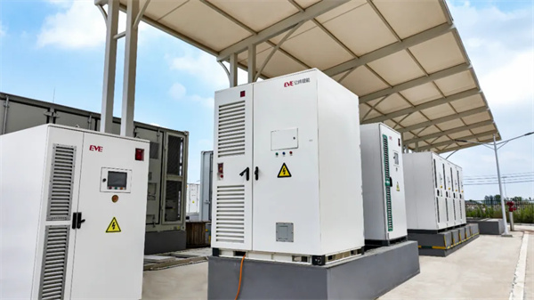 亿纬锂能首套钠离子电池储能系统正式并网运行