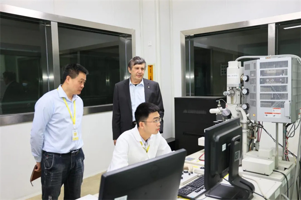 再添3项！超威已掌握石墨烯技术专利41项 | 超威集团重点支持CBIS2025