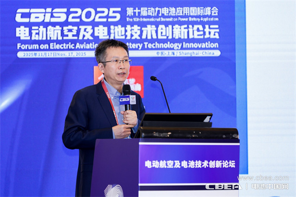 克能新能源柯克博士发表主题演讲：锂电新周期下中等规格软包电池的发展空间展望