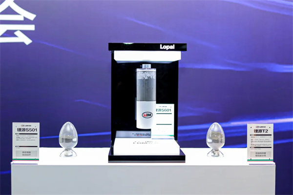 锂源科技二代干法电极LFP等四款新品全球首发