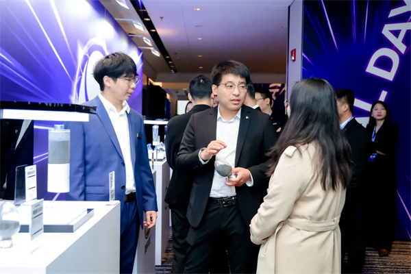 锂源科技二代干法电极LFP等四款新品全球首发