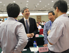 2013年中国电池行业市场年会 会间交流
