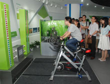 南京理工大学30名研究生来超威集团参观学习