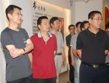 新日公司董事长张崇舜造访超威