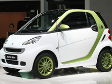 五项新国标护航新能源汽车快速发展