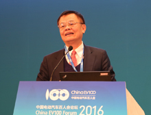 黄宏生：行业新进入者的痛苦与成绩